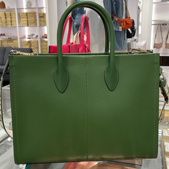 Michael Kors Mirella Medium East West Pebbled Leather Tote Shopper Bag MK EW
NWT - Picture 8 of 16